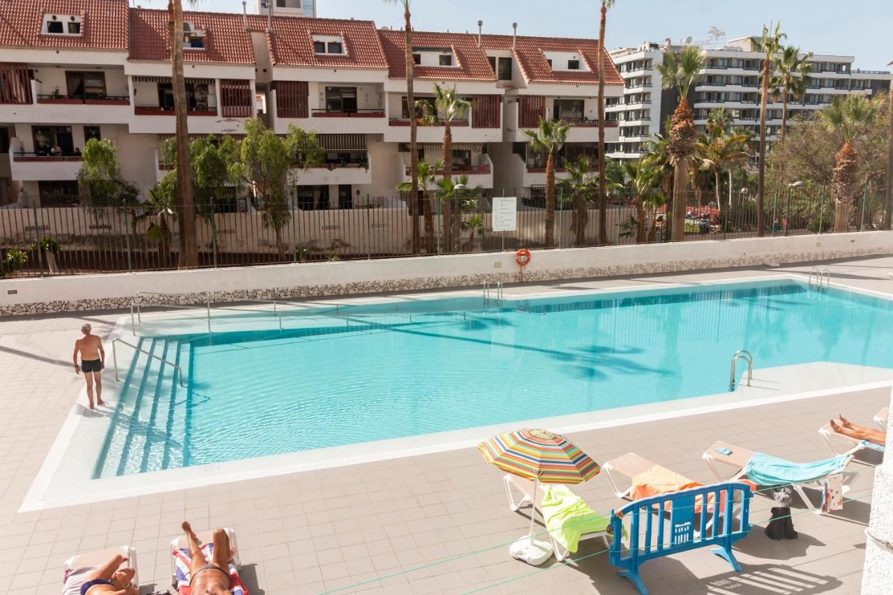 Homeforguest Modern And Recently Renovated Apartment In Arona Arona  Eksteriør bilde