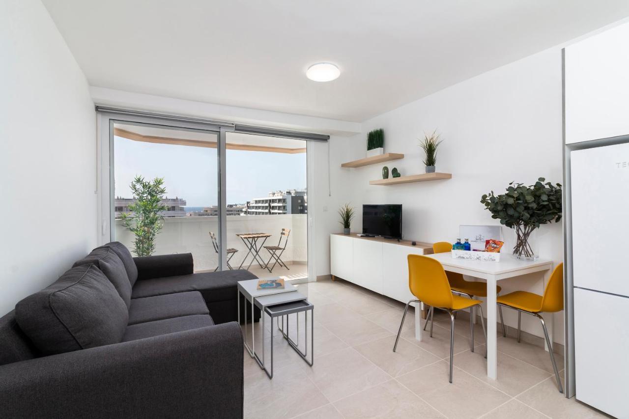 Homeforguest Modern And Recently Renovated Apartment In Arona Arona  Eksteriør bilde