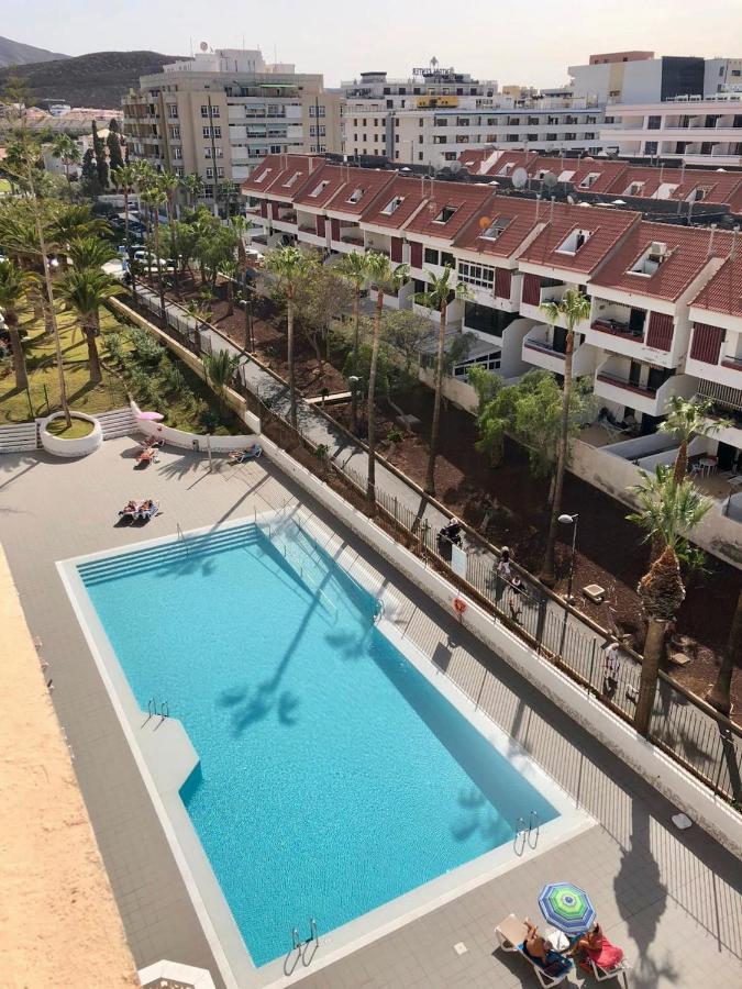 Homeforguest Modern And Recently Renovated Apartment In Arona Arona  Eksteriør bilde