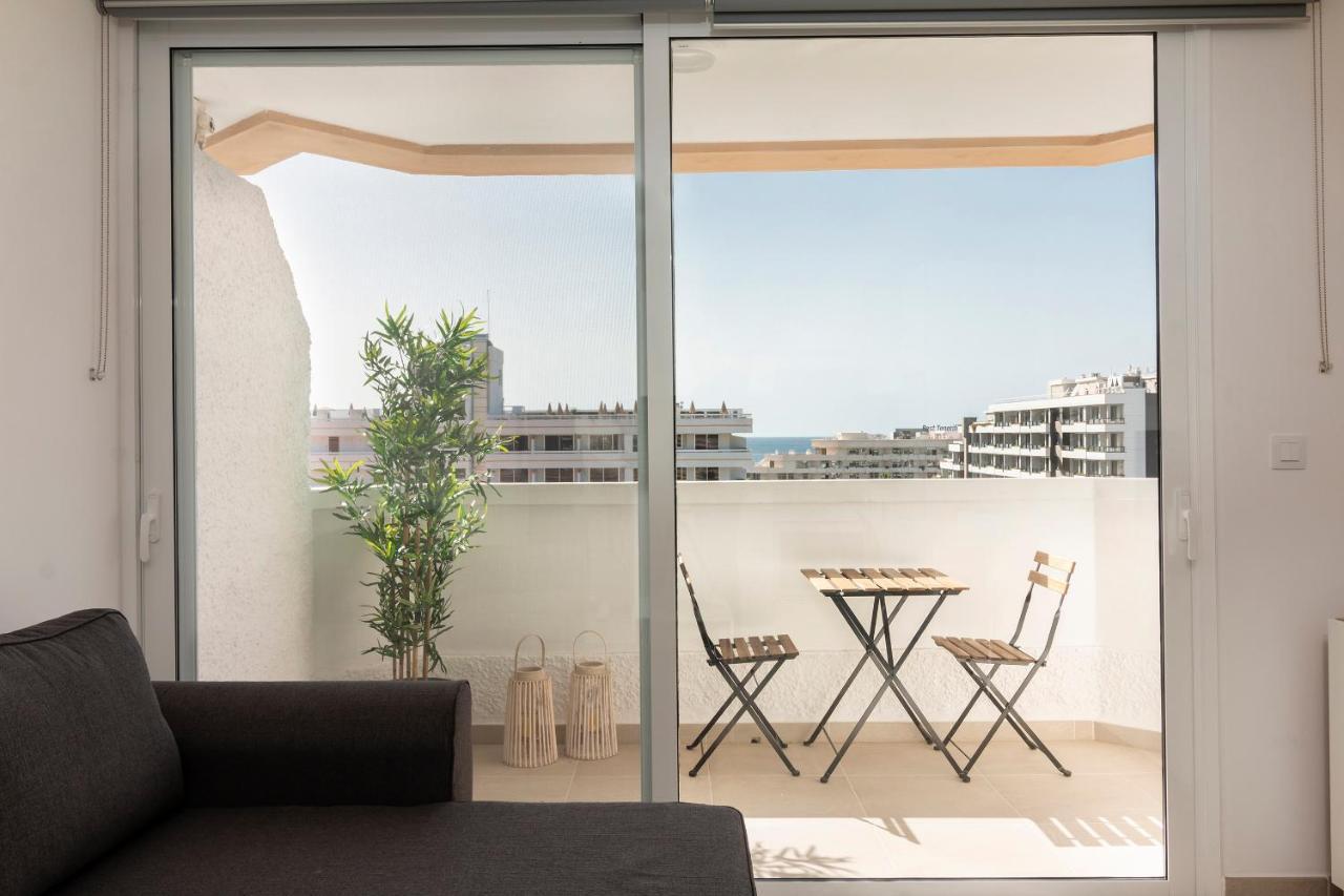 Homeforguest Modern And Recently Renovated Apartment In Arona Arona  Eksteriør bilde